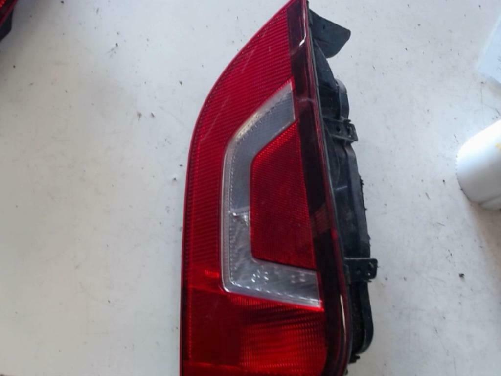 feu arriere  droit   VOLKSWAGEN UP, Enlèvement ou Envoi, Utilisé, Volkswagen