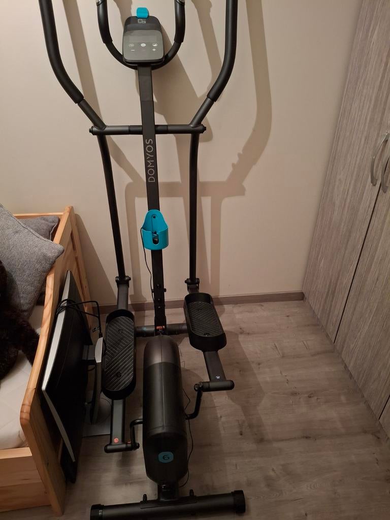 crosstrainer Essential electrique comme nouveau, Enlèvement, Comme neuf, Jambes, Vélo elliptique