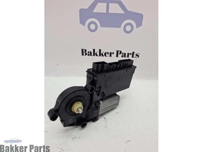 Moteur de vitre portière d'un Porsche Cayenne, -, -, Porsche, 3 mois de garantie