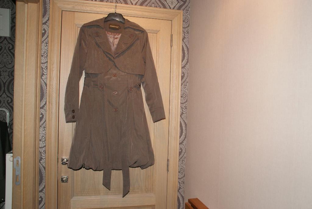 Dames Mantel maat 38 in zeer mooie staat, Kleding | Dames, Ophalen of Verzenden, Zo goed als nieuw, Maat 38/40 (M)