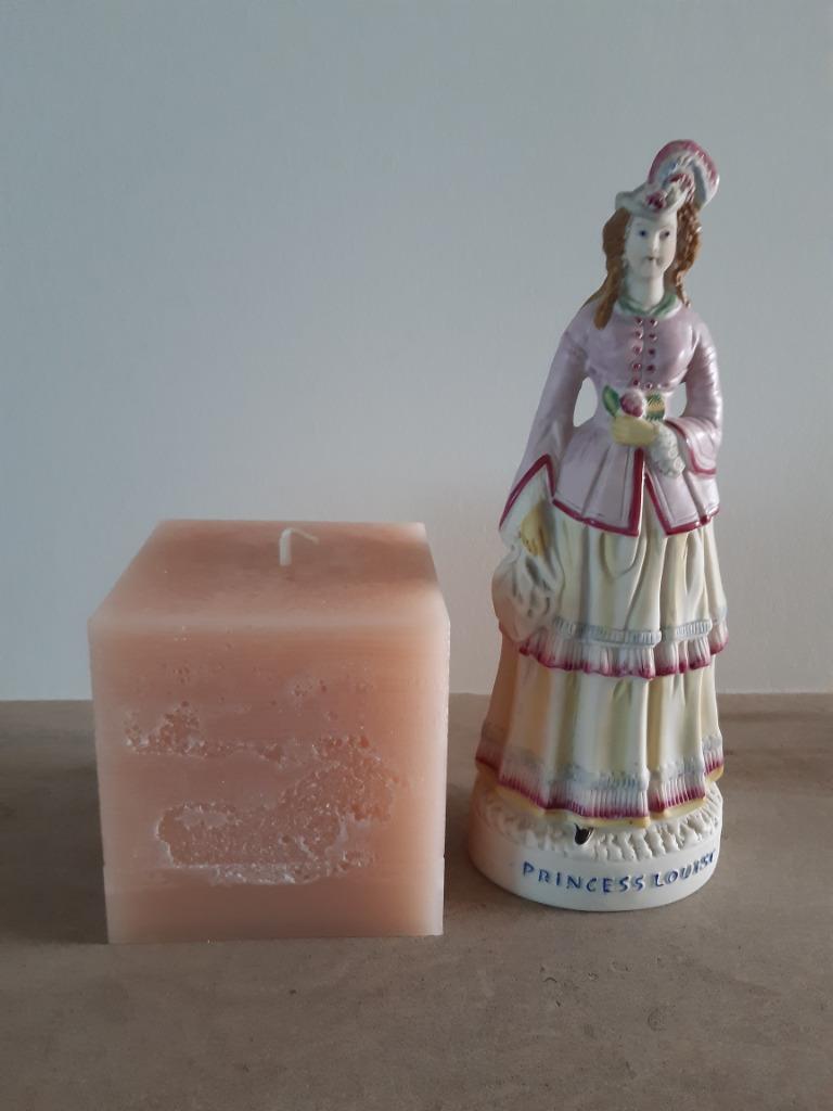 Oud beeld Princess Louise -29 cm - Perfecte staat- zie foto, Antiek en Kunst, Ophalen