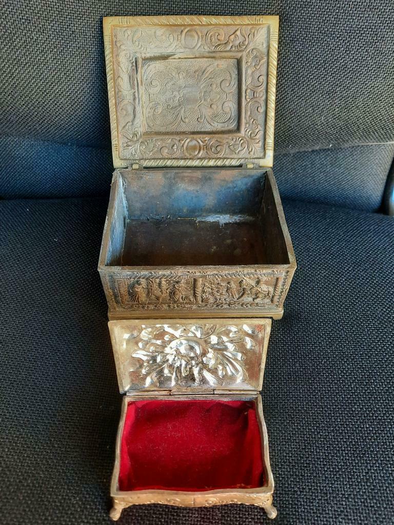 Juwelenkistjes in ijzer  . Prima staat ., Antiek en Kunst, Ophalen of Verzenden