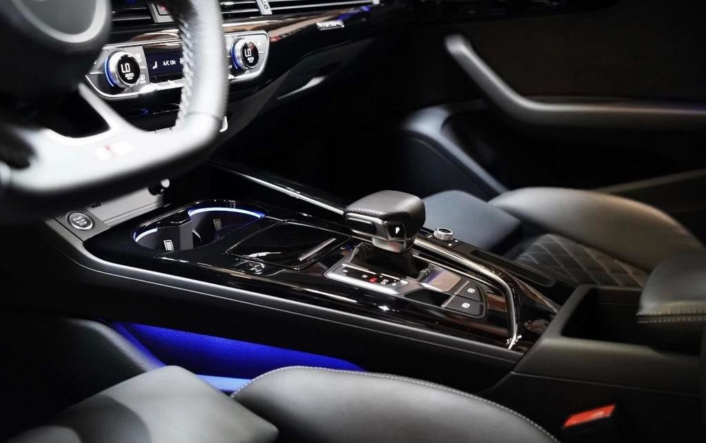 Audi A5 Quatro, Ophalen