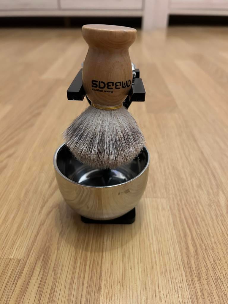 Scheerset pursue elegance + mesjes, Ophalen, Zo goed als nieuw, Gehele gezicht, Verzorging