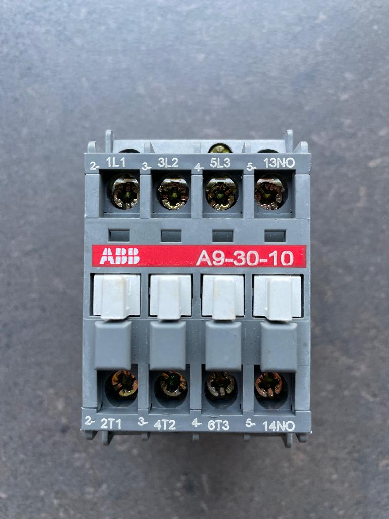 Contactor ABB A9-30-10 230VAC, Enlèvement ou Envoi
