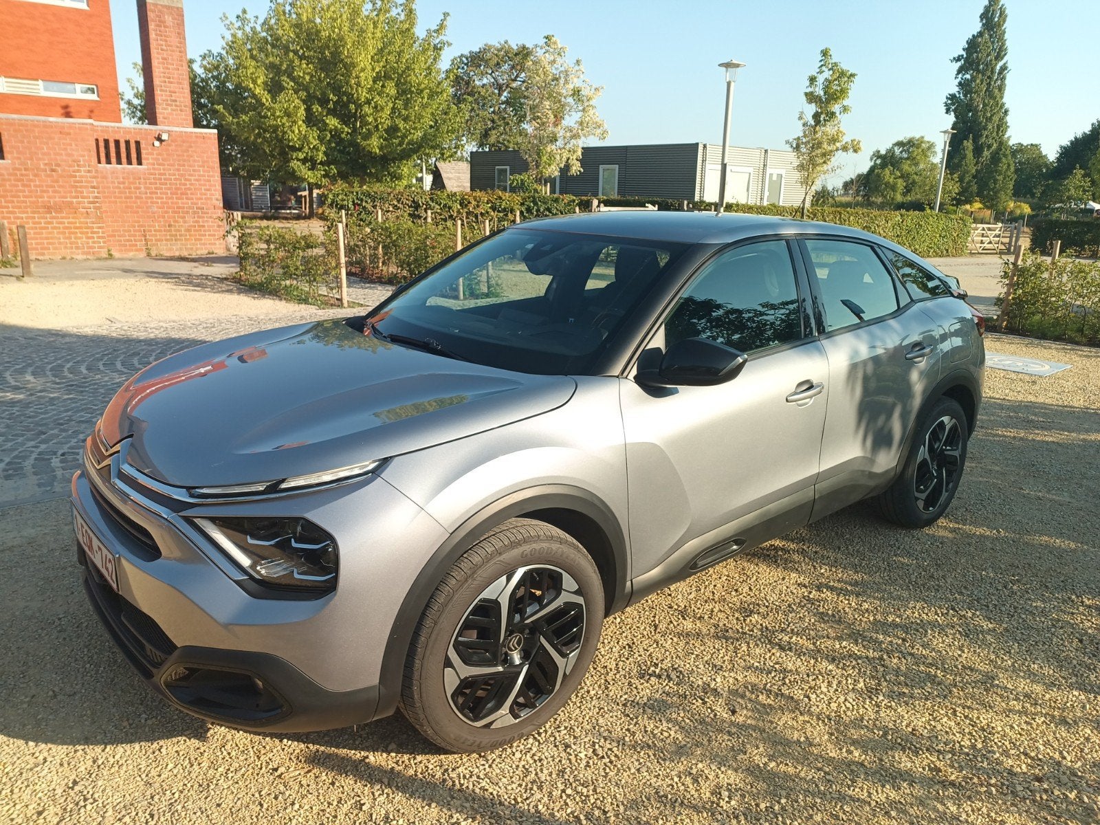 Prachtige Citroën C4 1.2 PureTech shine pack (130 pk) –Bouwj, Auto's, Citroën, Voorwielaandrijving, Euro 6, 1199 cc, Leder en Stof