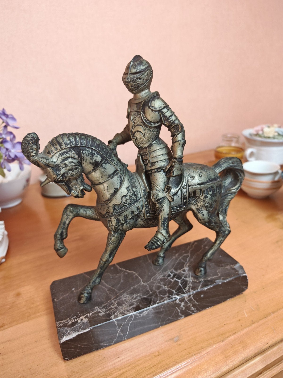 antieke buste paard, Enlèvement