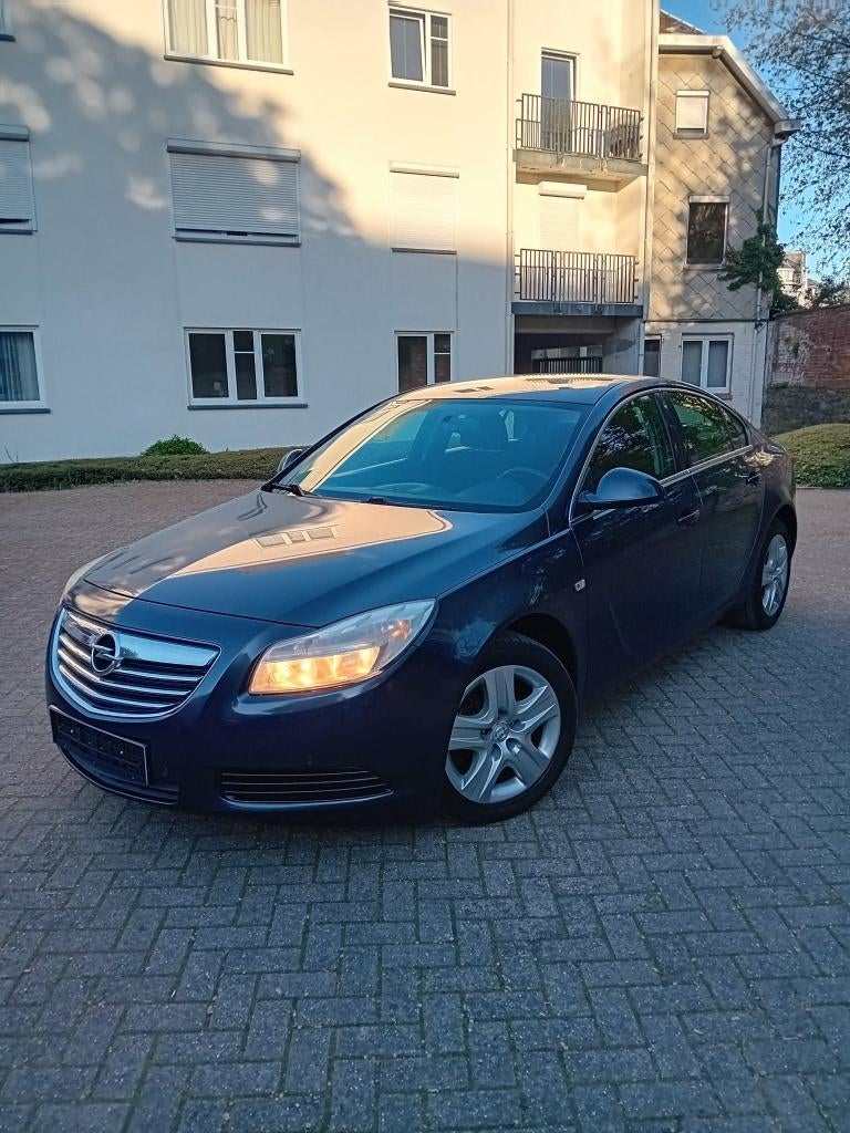 Opel insignia 2.0cdti110cv 173000km2010 prêt a immatriculé, Auto's, Opel, Voorwielaandrijving, Euro 5, 4 cilinders, Blauw