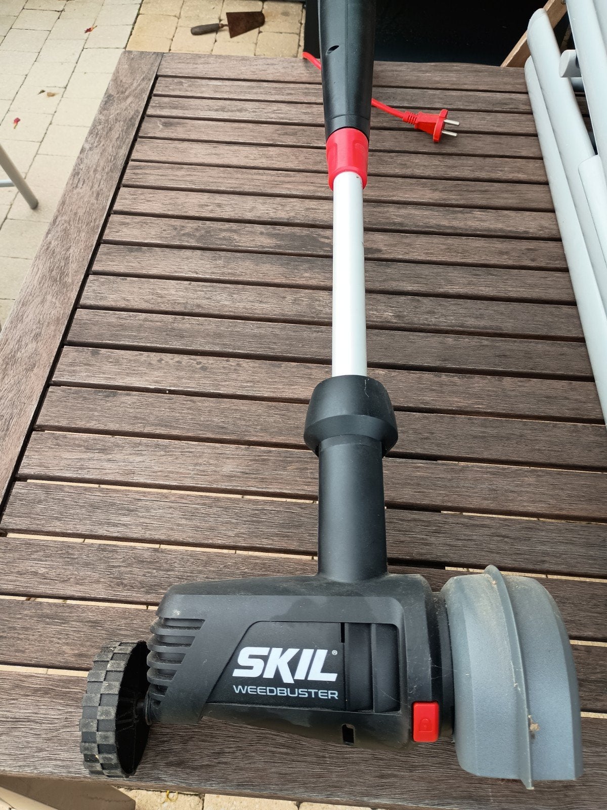 Skil Weedbuster, Enlèvement