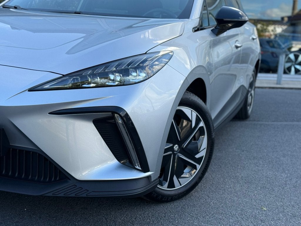 Luxury 64 kWh/ CARPLAY / ZETELVRWNG / 360CAM, Auto's, Leder en Stof, https://public.car-pass.be/vhr/862ff96f-77e7-40d9-bd49-bf8cb4d192b4?lang=nl