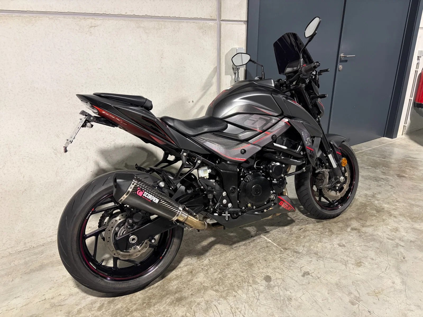 Suzuki GSX-S 750 EVO topnaked in sportief jasje (bj 2018), Motoren, 750 cc, Meer dan 35 kW, Overig, Handgeschakeld