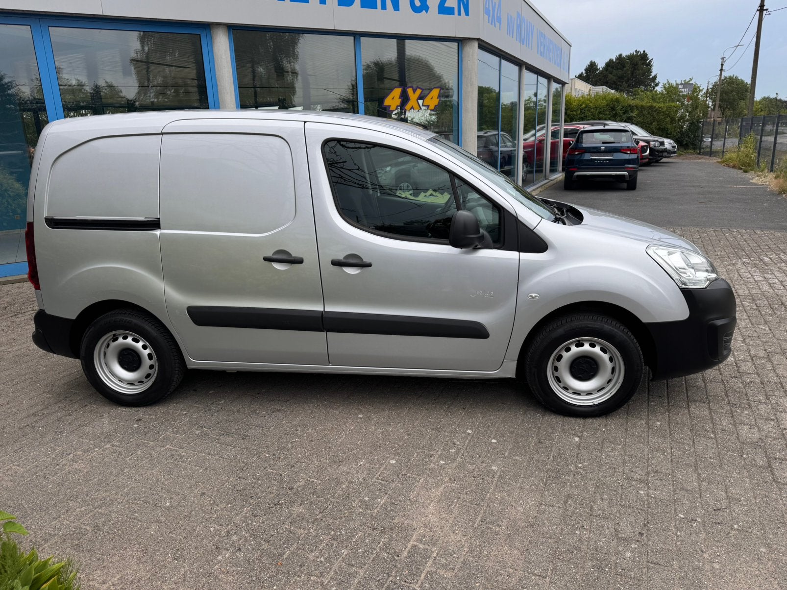 PEUGEOT PARTNER LICHTE VRACHT BENZINE 2017, Achat, Euro 6, Entreprise, Boîte manuelle