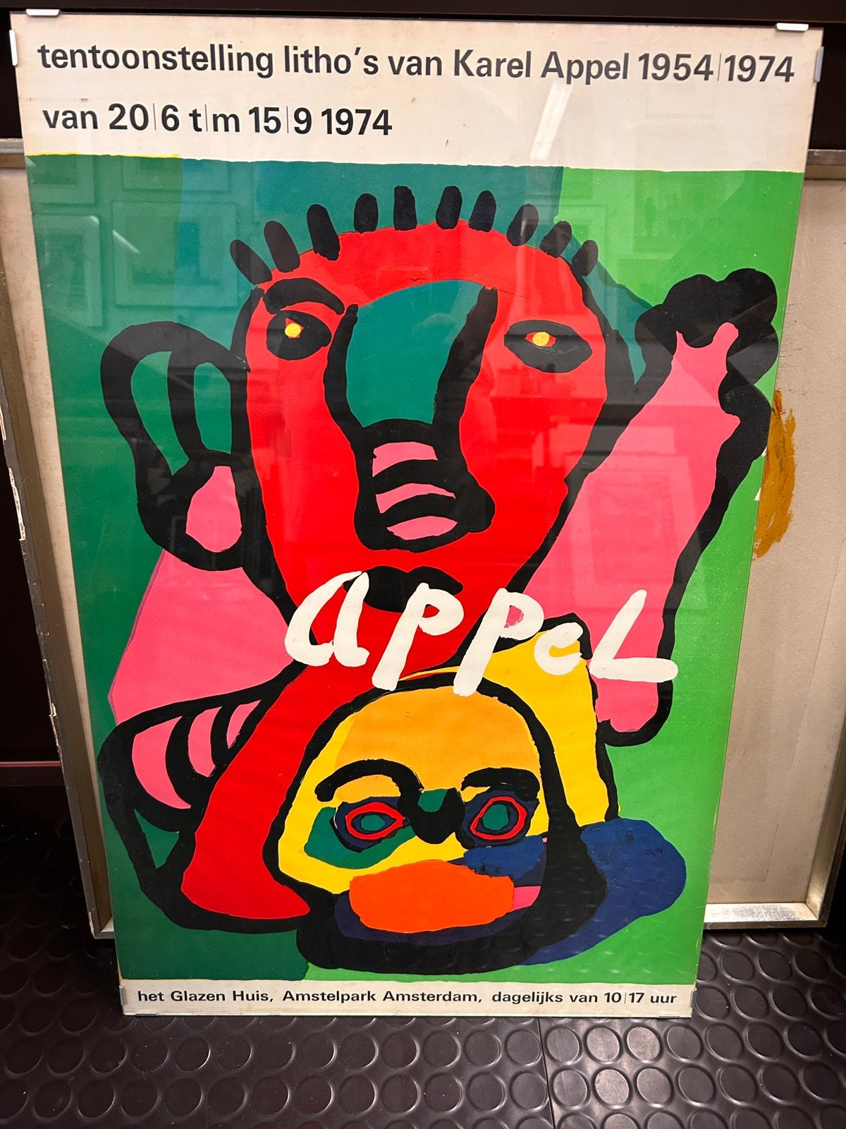 Orginele tentoonstellingsaffiche Karel Appel uit 1974, Enlèvement, Verre, Sous verre