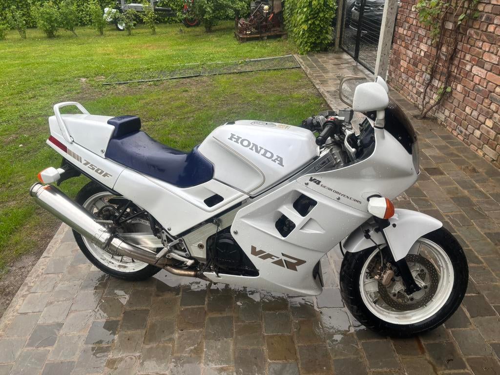 Honda vfr 750, Motos, Motos | Honda, Tourisme, Particulier