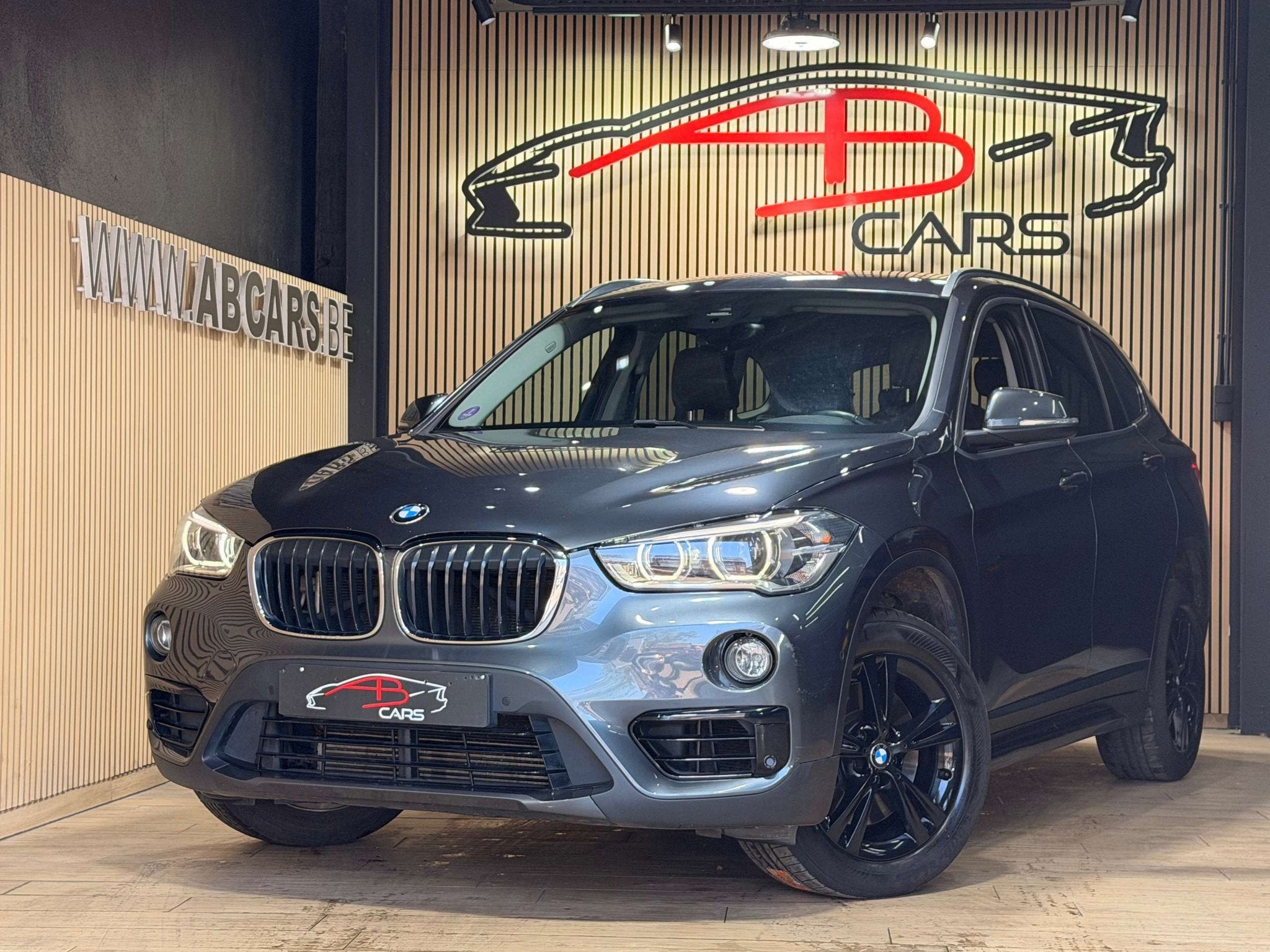 BMW X1 X1 2.0iA sDrive20 * SPORT * GARANTIE 12 MOIS * 1ER PR, 1998 cc, Gebruikt, Euro 6, 4 cilinders