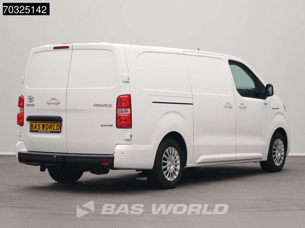 Toyota ProAce Electric 136pk Long Range 75kWh 345km WLTP L3H, Auto's, Bestelwagens en Lichte vracht, Stof, Gebruikt, 136 pk, Wit