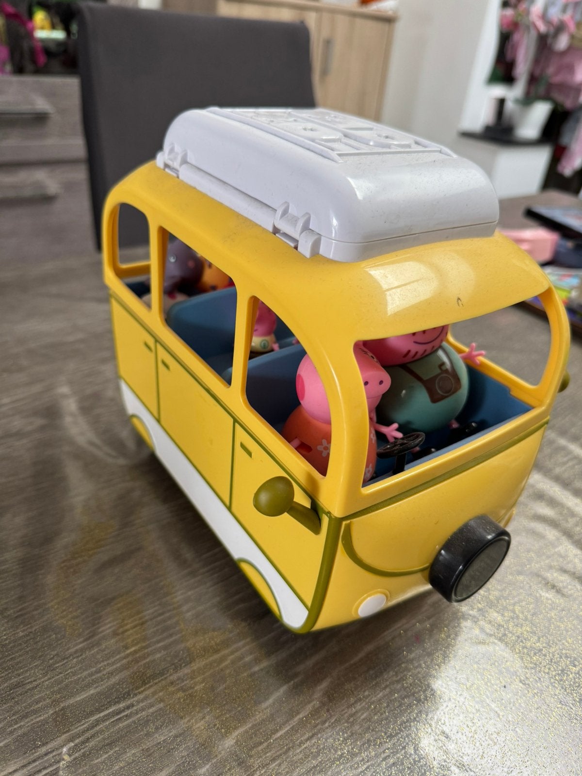 Peppa pig-truck - kamperen, Ophalen, Zo goed als nieuw, Plastic
