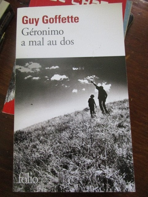 Livre "Géronimo a mal au dos" Guy Goffette (Poche), Enlèvement ou Envoi, Comme neuf, Goffette, Guy, Belgique