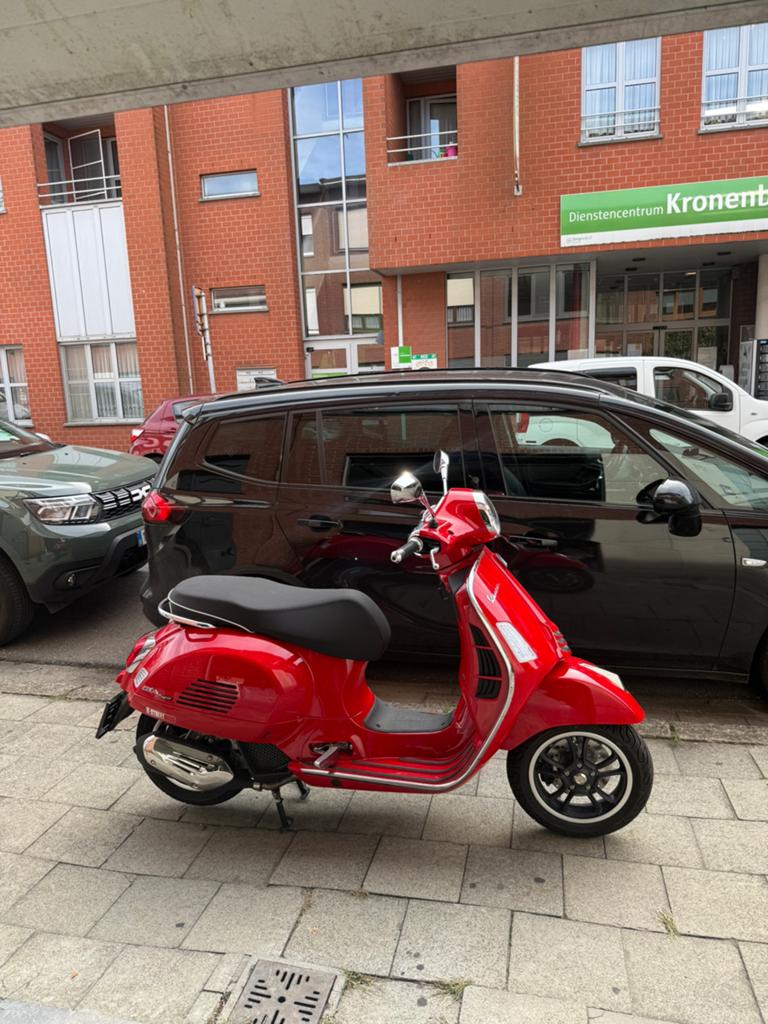 Vespa 125 gts super, 2024 ( nieuwe ), Enlèvement ou Envoi, Comme neuf