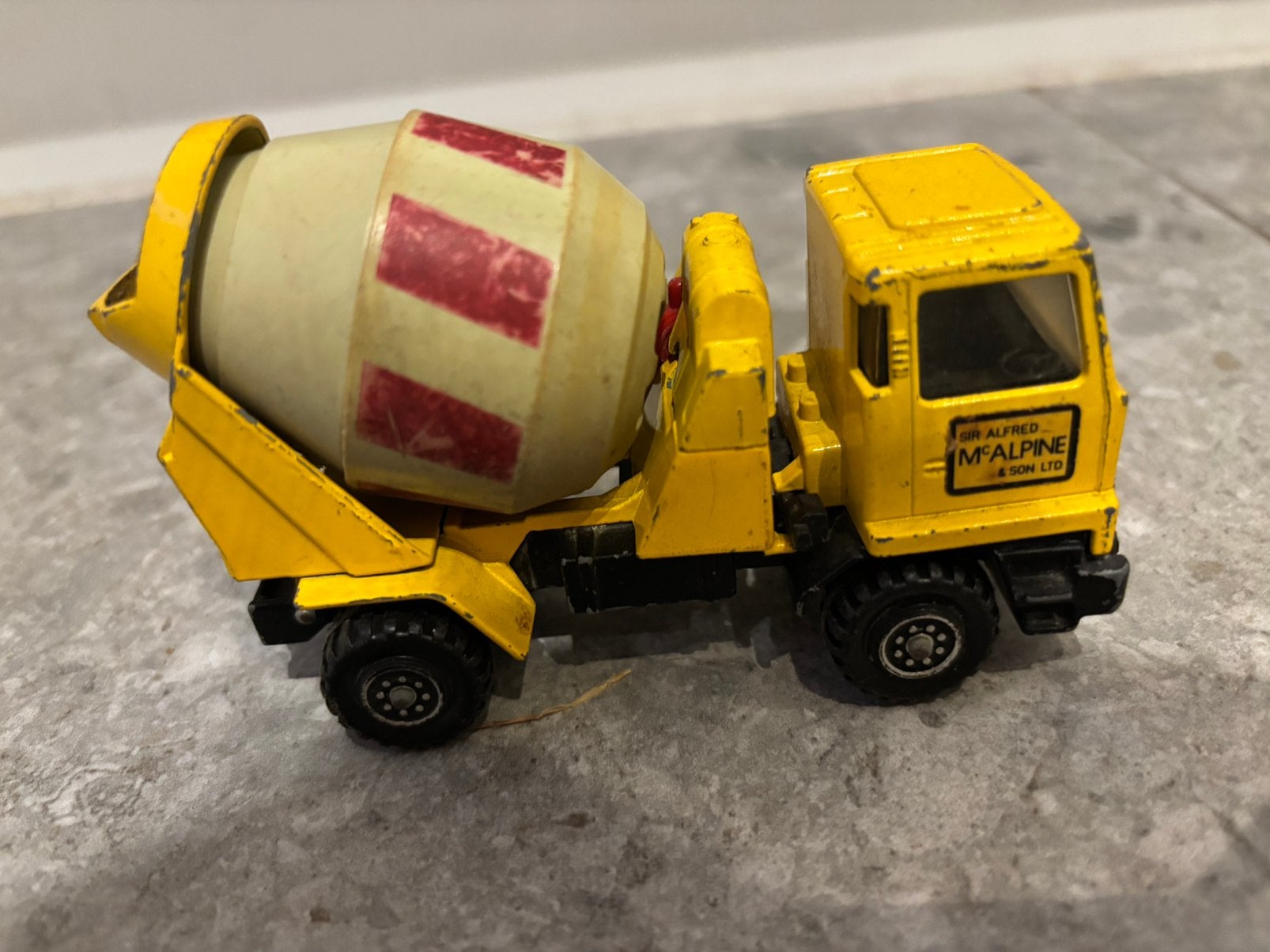 Matchbox Super Kings K-26 Bedford TM cementmixer, Ophalen, Zo goed als nieuw, Matchbox
