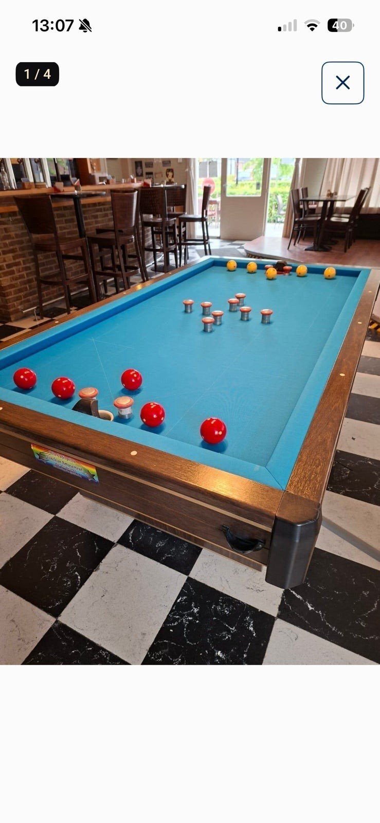 Nieuwe en gebruikte competitietafels., Ophalen