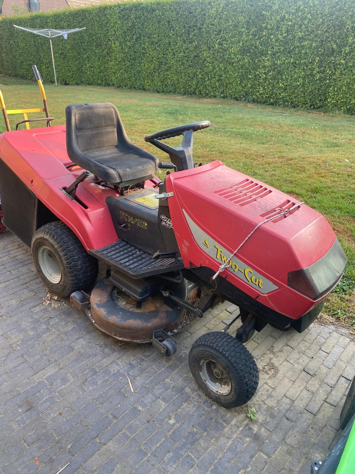 Castelgarden 14pk, Tuin en Terras, Ophalen, Zo goed als nieuw