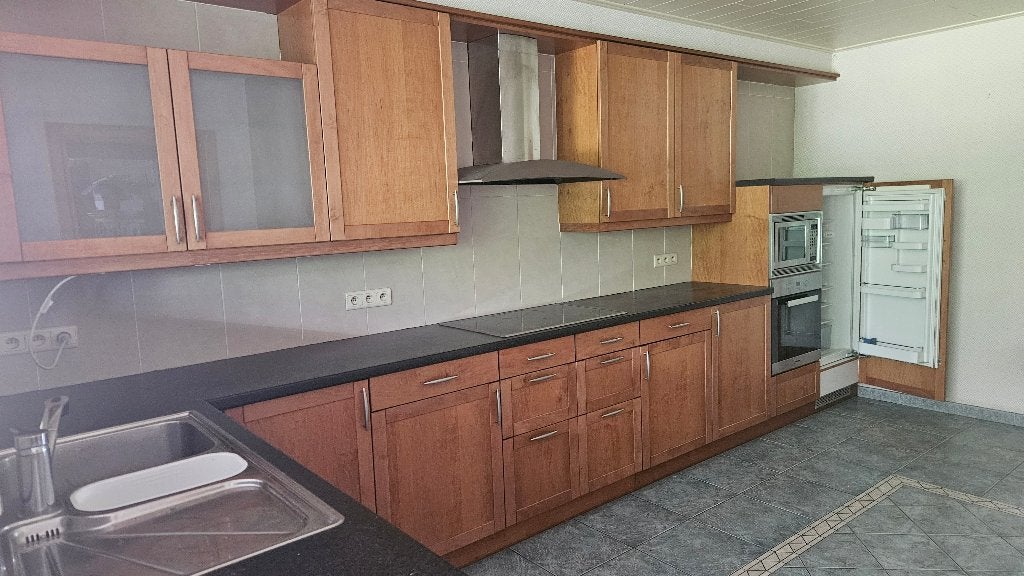Keuken met toestellen, Ophalen, Gebruikt, Overige materialen, Bruin