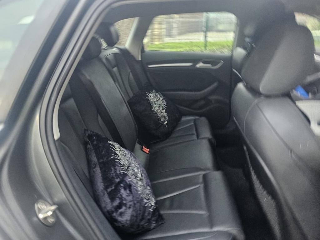 A vendre Audi A 3  sportback automatique, Autos, Cuir, Achat, Noir, Automatique