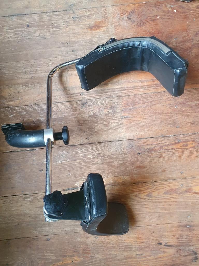 Schouderstatief Bolex, Ophalen