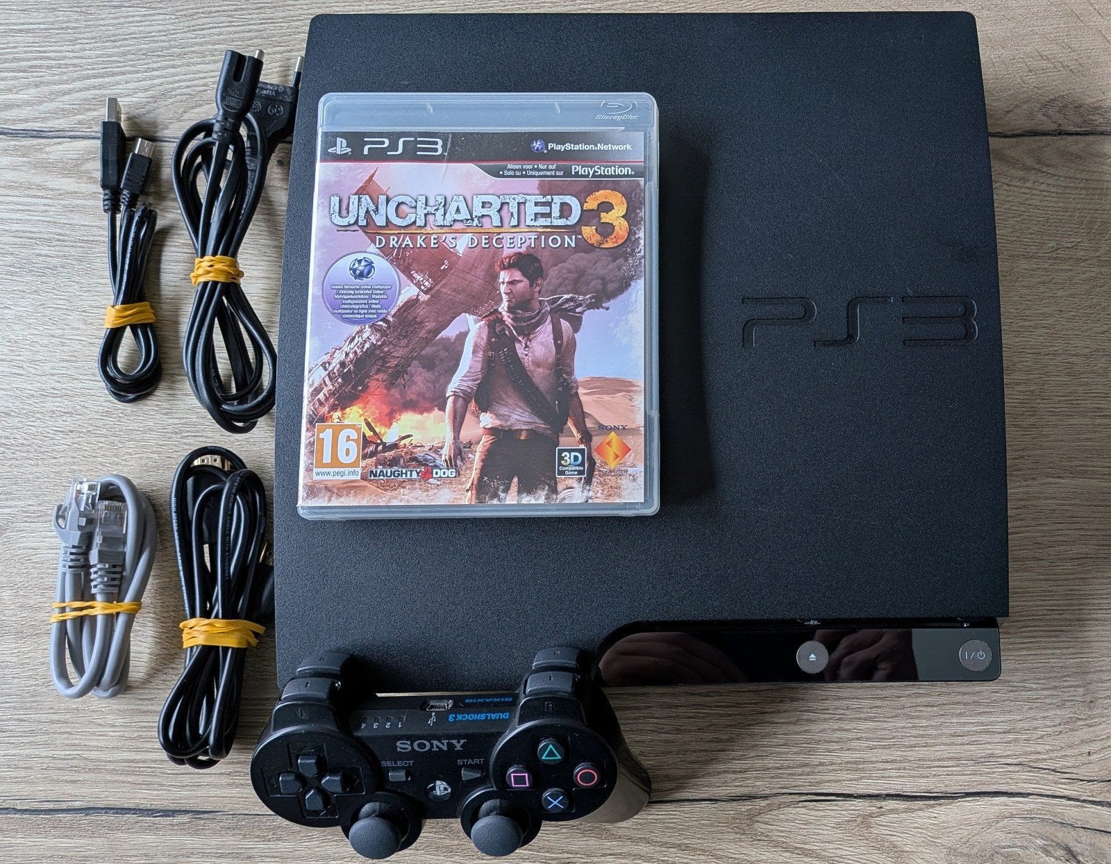PS3 SLIM 250 GB + GAME 🎮🎮🎮, Games en Spelcomputers, Ophalen of Verzenden