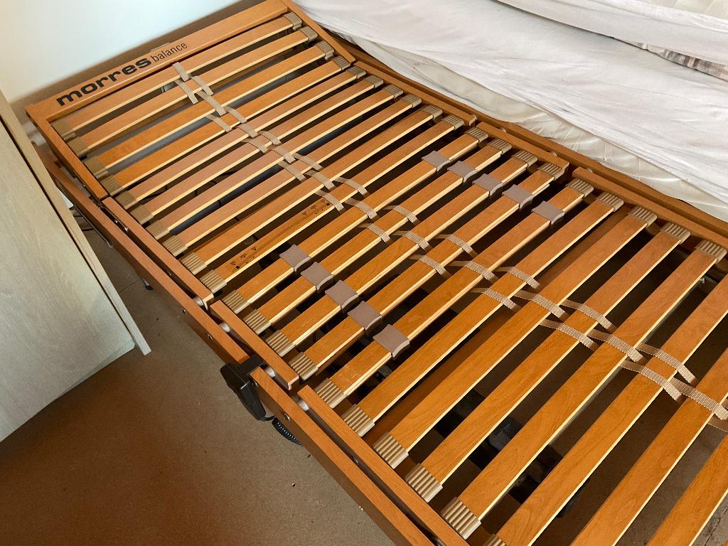 lattenbodems electrisch verstelbaar, Ophalen, Zo goed als nieuw, 80 cm, Bedbodem