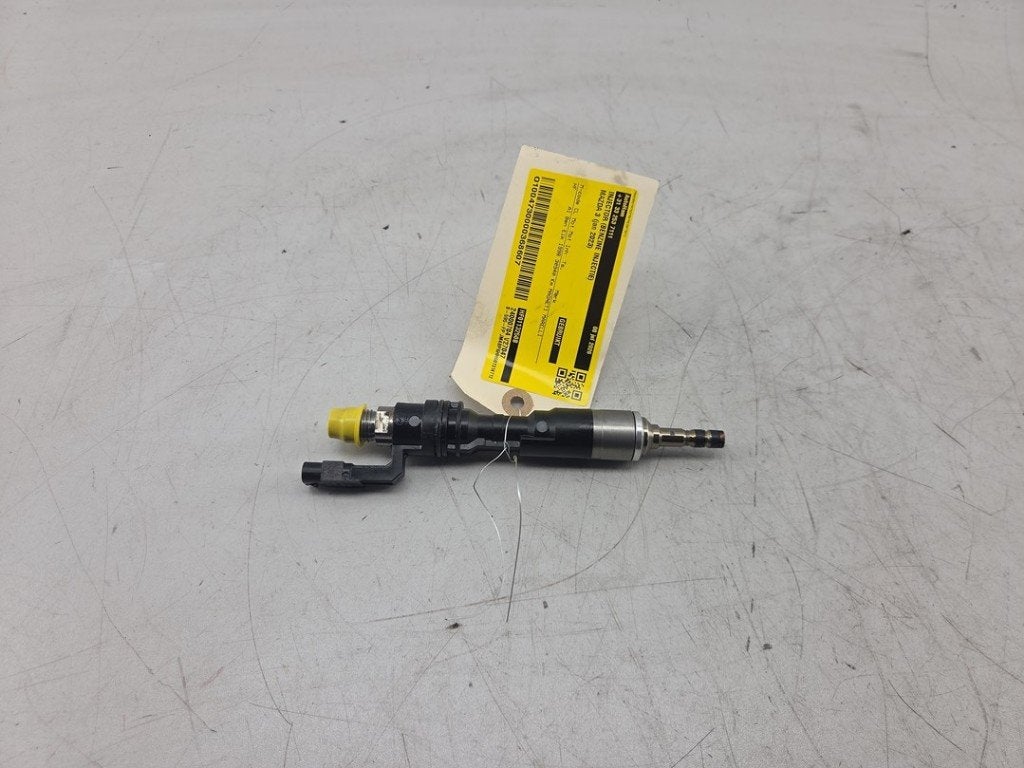 INJECTEUR Mazda 3 Sport (BP) (01-2018/-) (|HF0113250B|), Hitdorfer Straße 73
51371  Leverkusen, DE, Mazda, Utilisé, Info@mazda.de