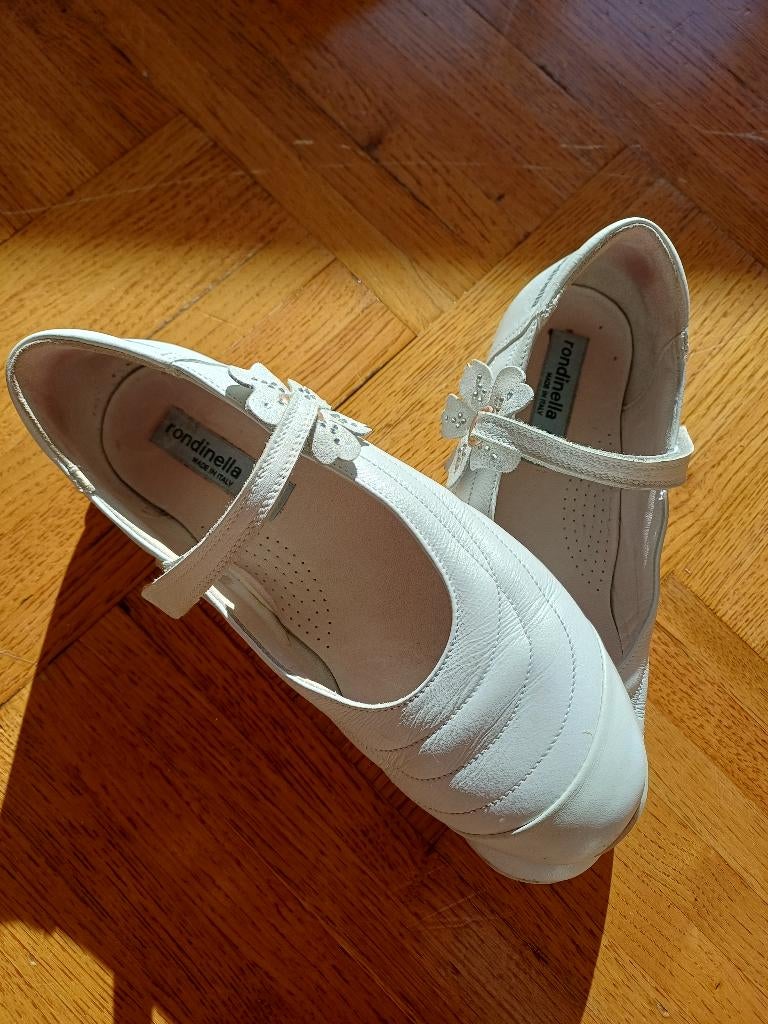 Kinderschioenen grijswit rondinella, Enfants & Bébés, Vêtements enfant | Chaussures & Chaussettes, Enlèvement, Chaussures, Fille