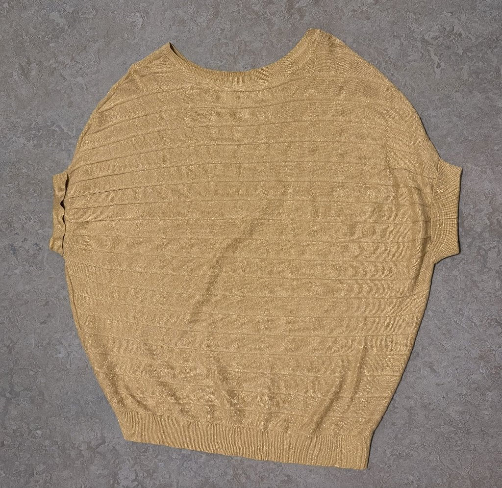 NIEUW truitje van K-design,maat 4 (EU48-50), Kleding | Dames, K-design, Nieuw, Ophalen of Verzenden, Geel