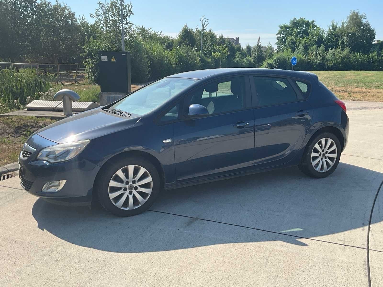 2011 Opel Astra, Auto's, Euro 5, Gebruikt, Bedrijf, Overige carrosserie
