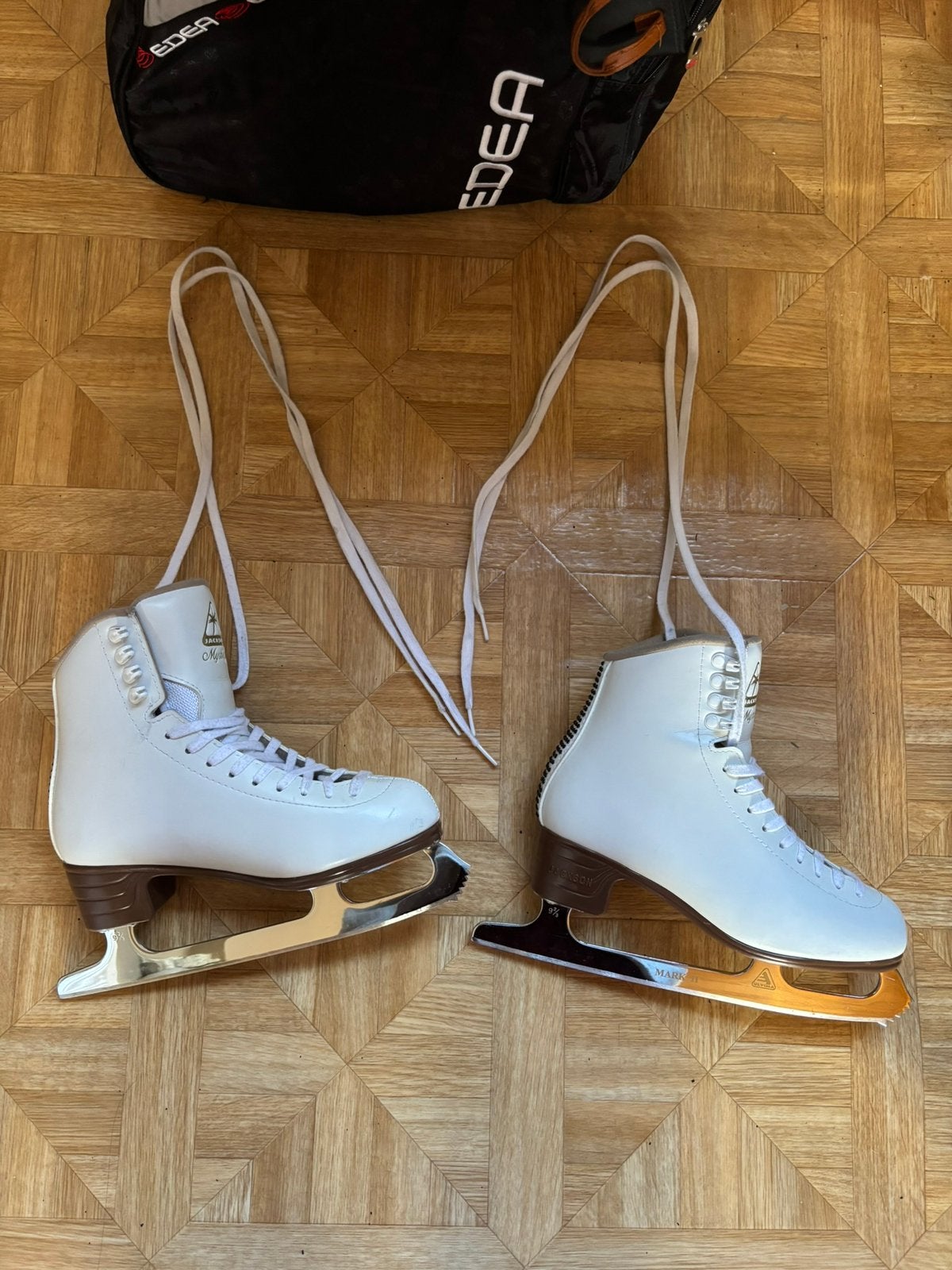 Les Mystiques de Jackson, Autres marques, Patinage artistique, Comme neuf, Enlèvement