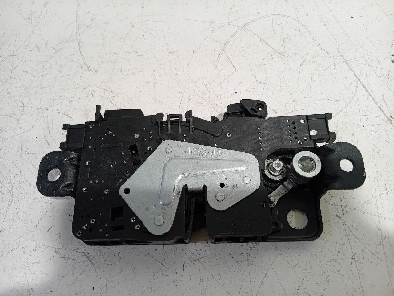 Slot mechaniek kofferdeksel achterklep elektrisch BMW 3 seri, Onderdelen@venauto.nl, Van der Ven Autorecycling B.V., Gebruikt