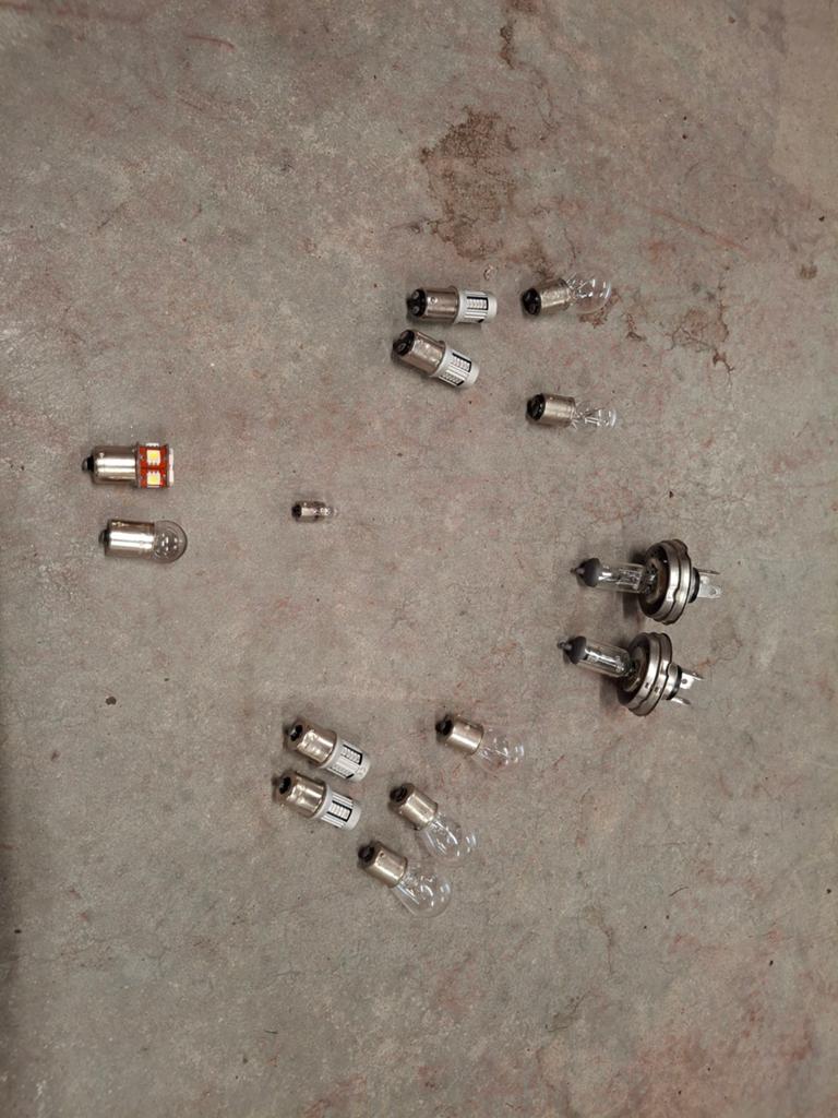 Lampen 6V oldtimer, Enlèvement
