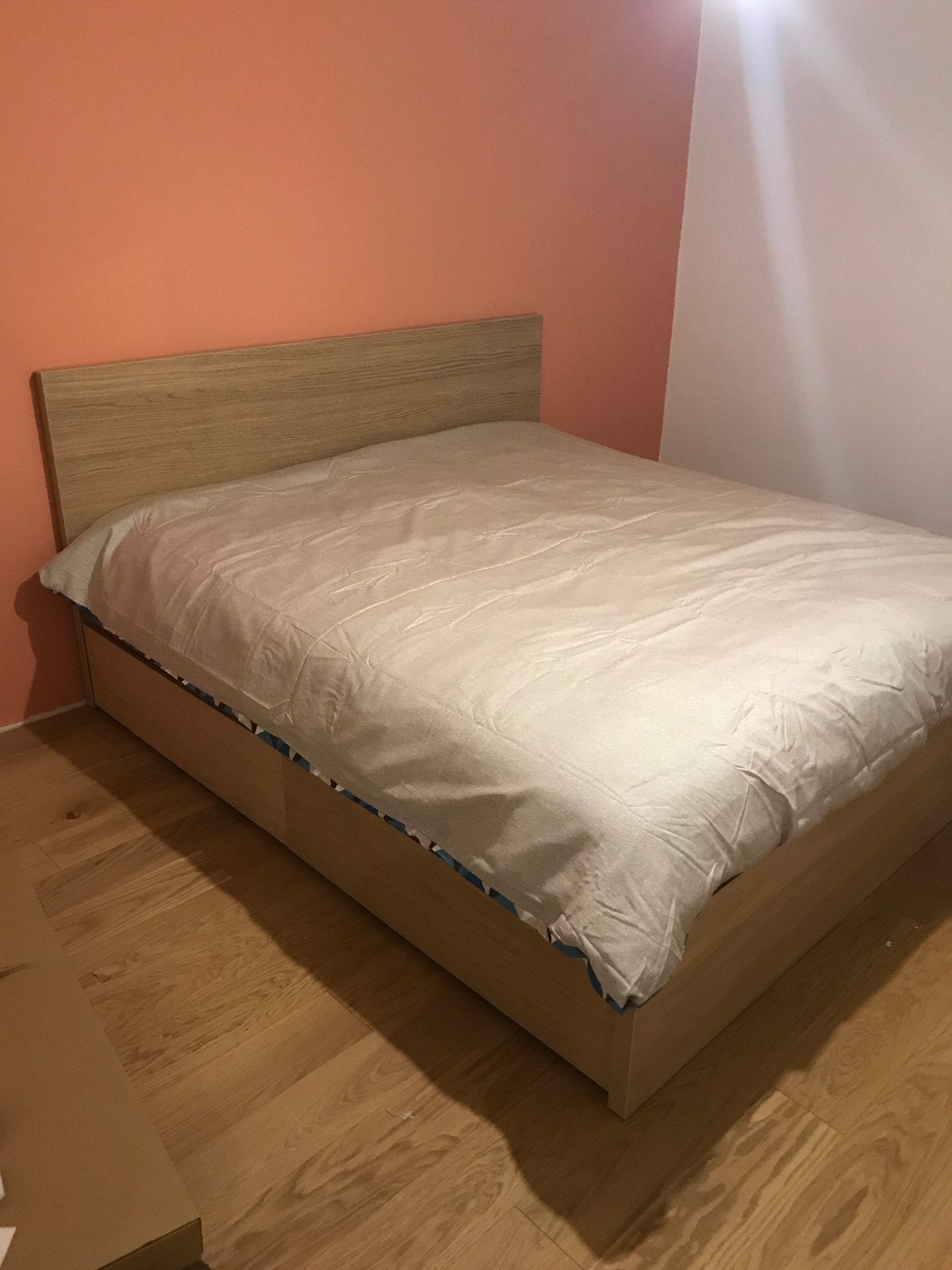 Malm bed 180 x200, Ophalen, Zo goed als nieuw