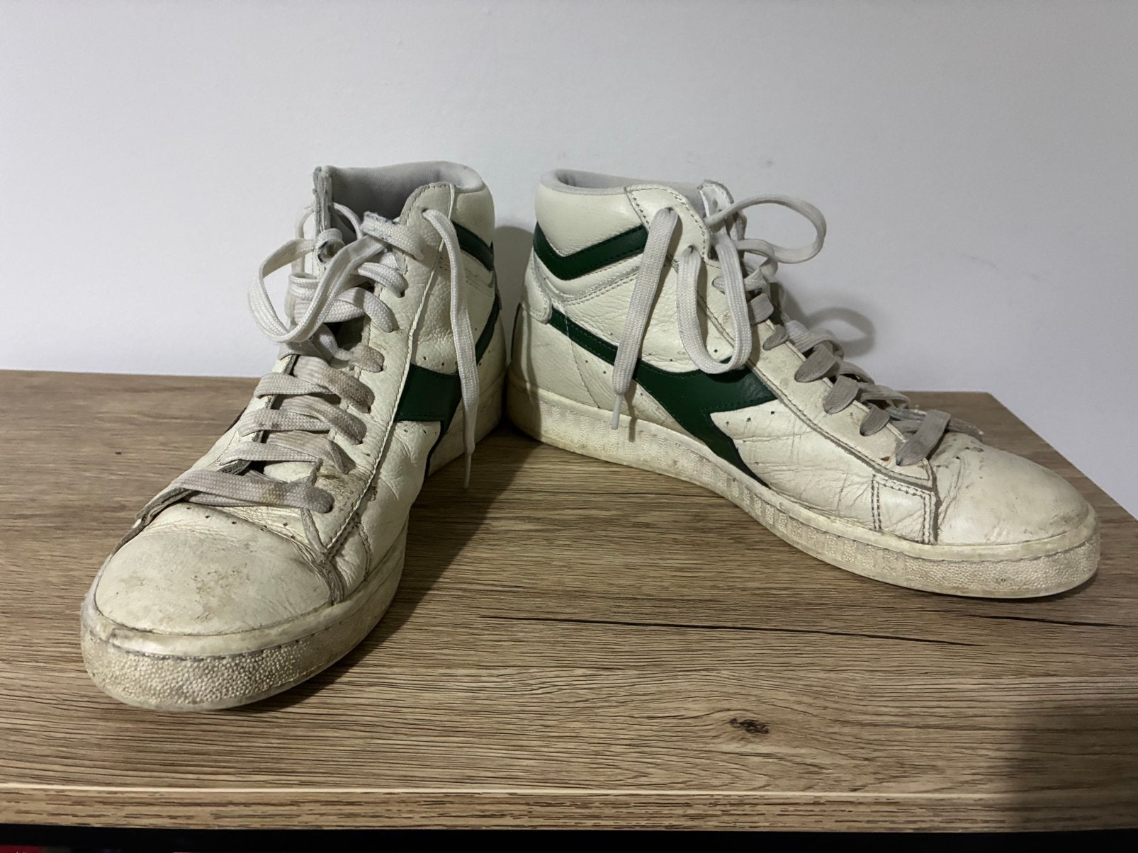 Diadora hoge schoen, Kleding | Heren, Schoenen, Ophalen of Verzenden, Gedragen, Wit