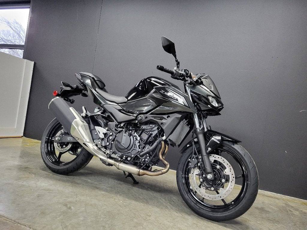 PROMO 2026 Kawasaki Z 500 (4j garantie, 4j Assistance), Motoren, 2 cilinders, Bedrijf, Minimaal motorrijbewijs A2, Naked bike