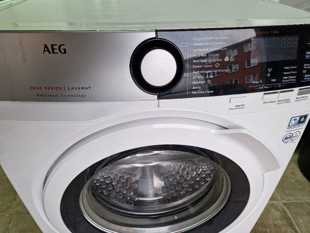 Machine à laver AEG 8kg A +++. 1600trs, Electroménager, Enlèvement, Comme neuf, Chargeur frontal
