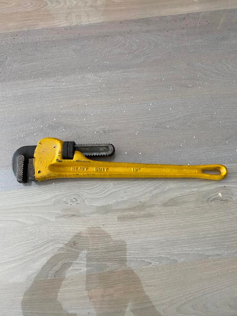 Clé serre tube heavy duty 18 pouces, Enlèvement