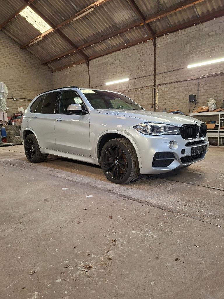 BMW X5 M50D 01-2015 EURO6, Autos, Cuir, Argent ou Gris, Achat, 5 portes