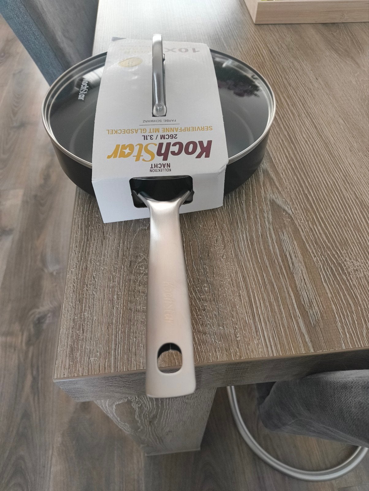 Braadpan 26 cm, Huis en Inrichting, Keuken | Potten en Pannen, Ophalen, Braadpan, Met deksel, Nieuw