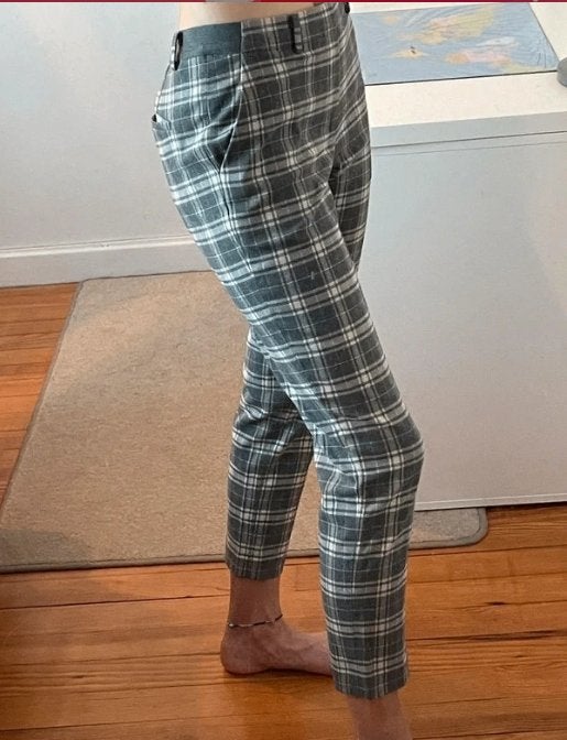 Uniqlo geruite broek maat M, Maat 38/40 (M), Ophalen of Verzenden, Zo goed als nieuw, Driekwart