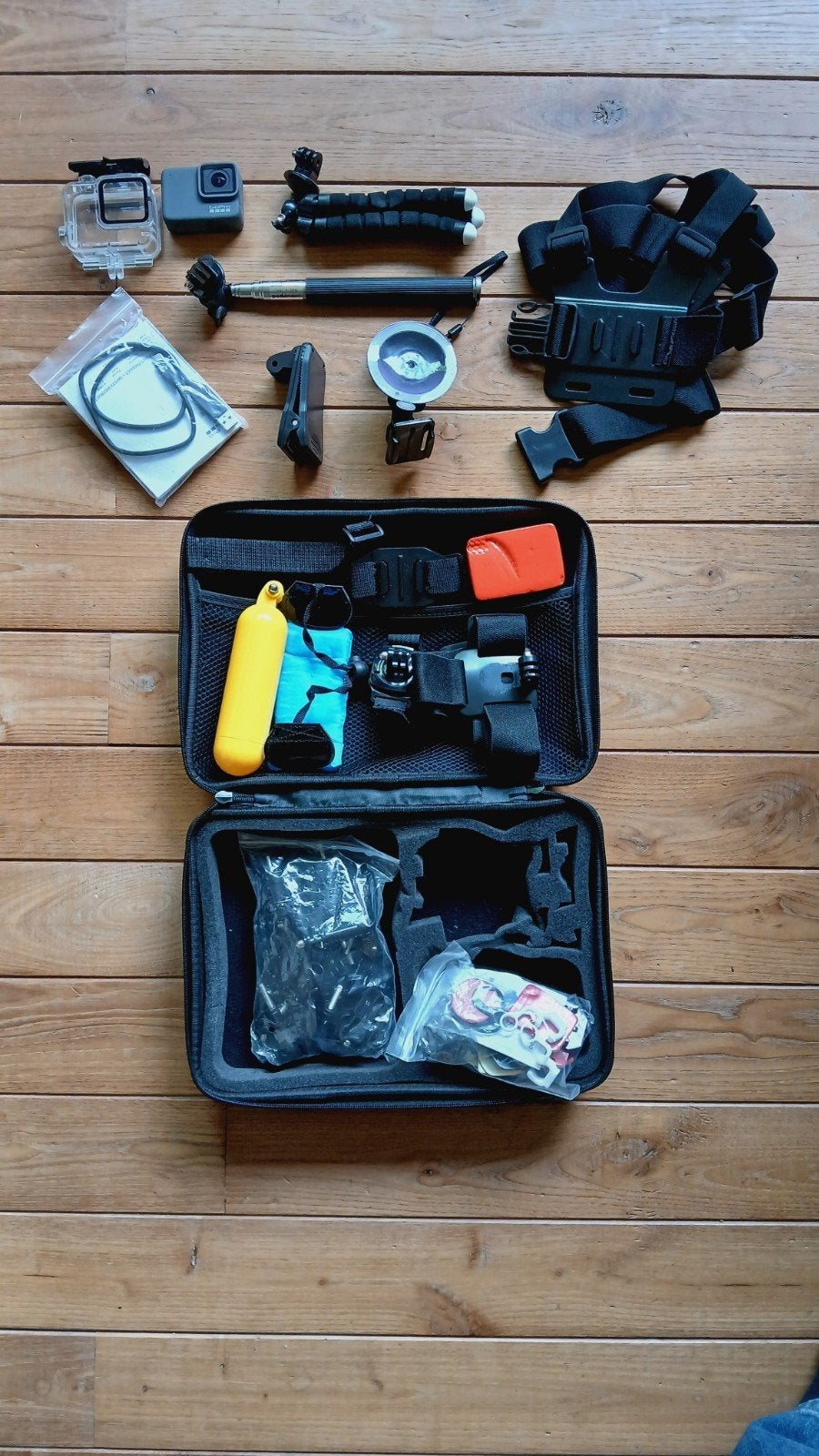Gopro hero 7 + accessoires, Enlèvement, GoPro