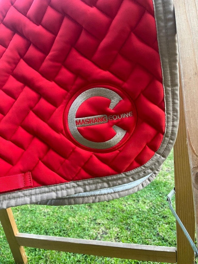 Rood dekje Mashang | maat pony, Dieren en Toebehoren, Paarden en Pony's | Dekens en Dekjes, Ophalen, Overige merken, Rood, Zadeldekje