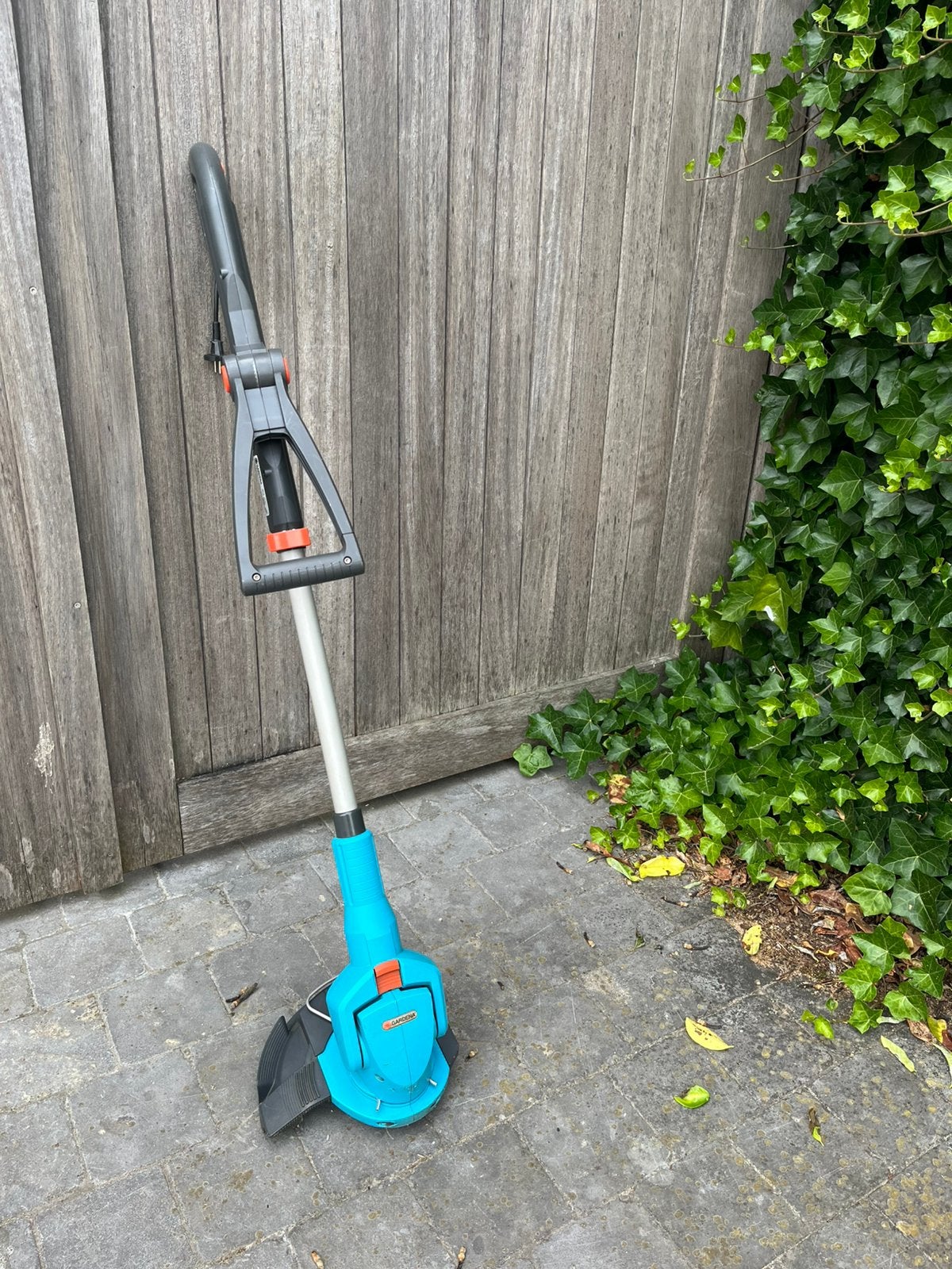 Gardena Easycut 400 kantenmaaier, Tuin en Terras, Grastrimmers, Ophalen, Gebruikt, Elektrisch