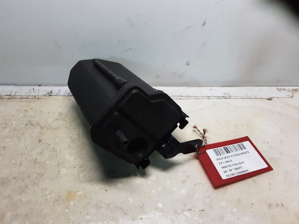 KOOLSTOFFILTER Volkswagen Golf V (1K1) (1K0201801B), Auto-onderdelen, Filters, Gebruikt, Volkswagen, Mevr. I. Hauben, Rue de l'Espoir 34 34
4030  GRIVEGNÉE, BE
